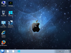 The desktop of Windows 7 Apple Logo