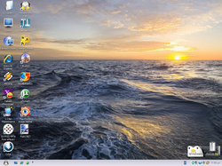 The desktop of Windows Crystal XP V3