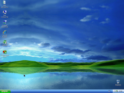A screenshot of the Windows XP Zver CD desktop.