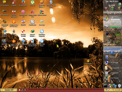 The desktop of Gold Windows XP 2016